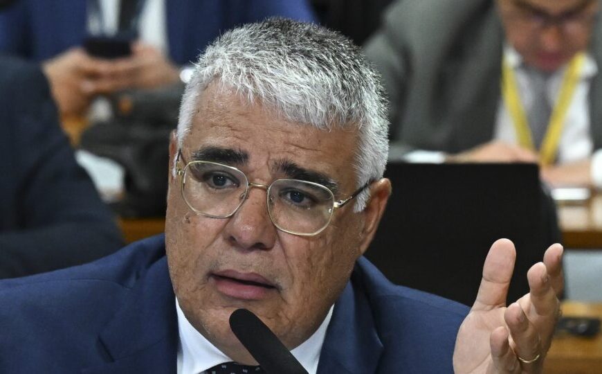 Proposta de CPI do Master no Senado chega ao número necessário de assinaturas