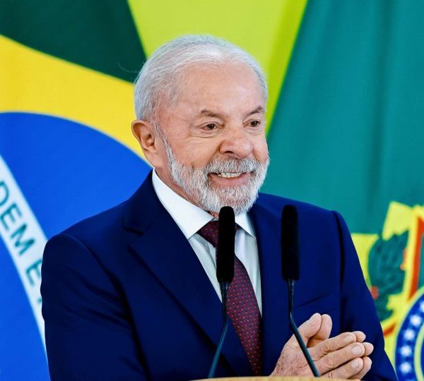 Órgãos públicos alertam que, com Lula, Brasil caminha&hellip;