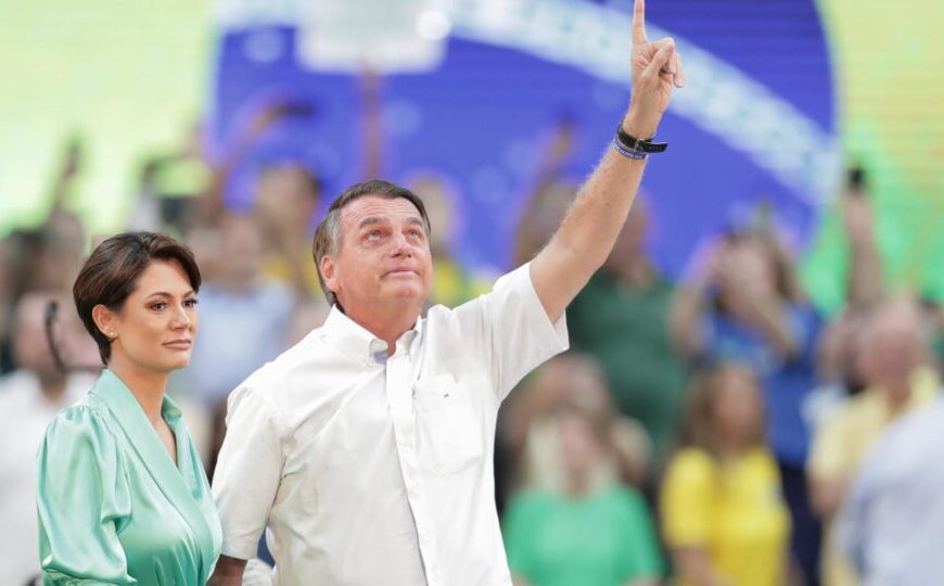 Michelle critica demora de Moraes e diz que socorro emergencial a Bolsonaro é “apenas teoria”