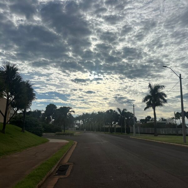 Previsão de chuva rápida neste domingo na fronteira