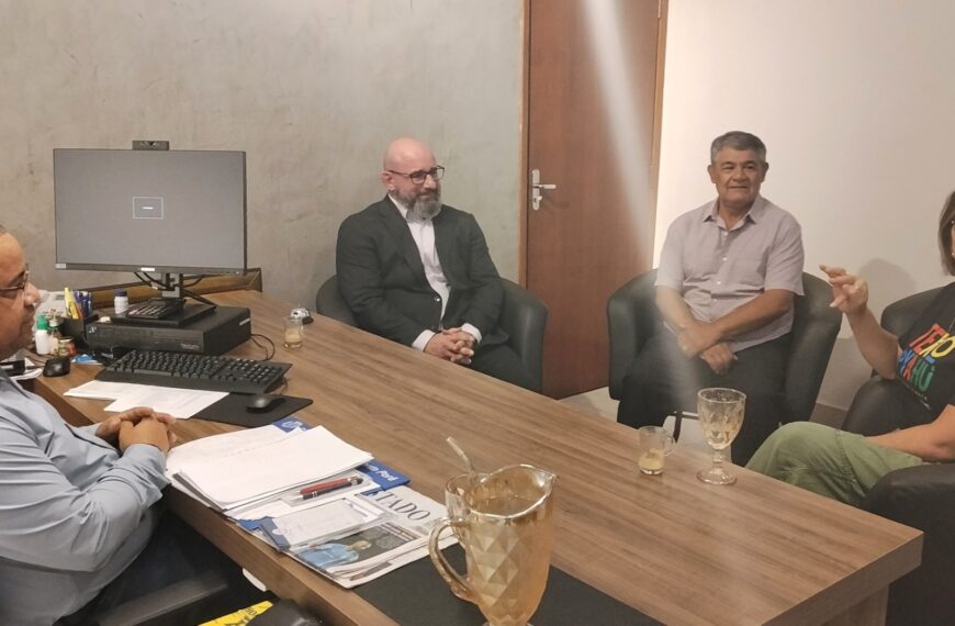 Secretária de Governo visita Câmara e reforça agenda positiva para Ponta Porã