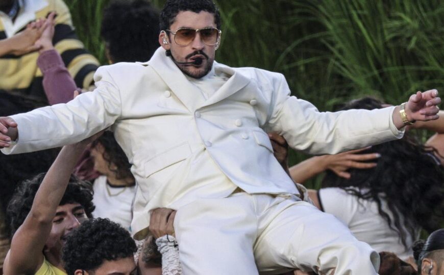 Deputada do PSOL propõe conceder título de cidadão do Brasil a Bad Bunny