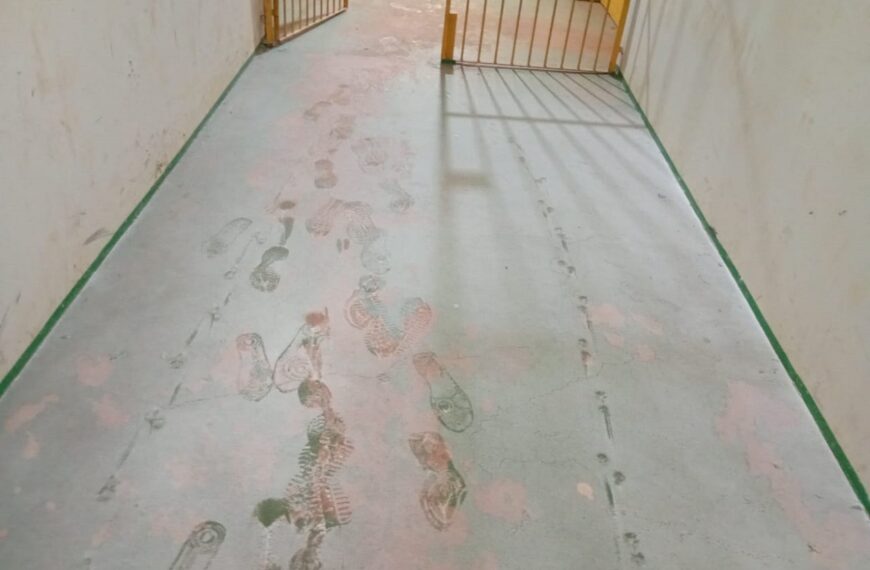 Douradão é alvo de vândados que danificam extintores e deixam rastros de destruição