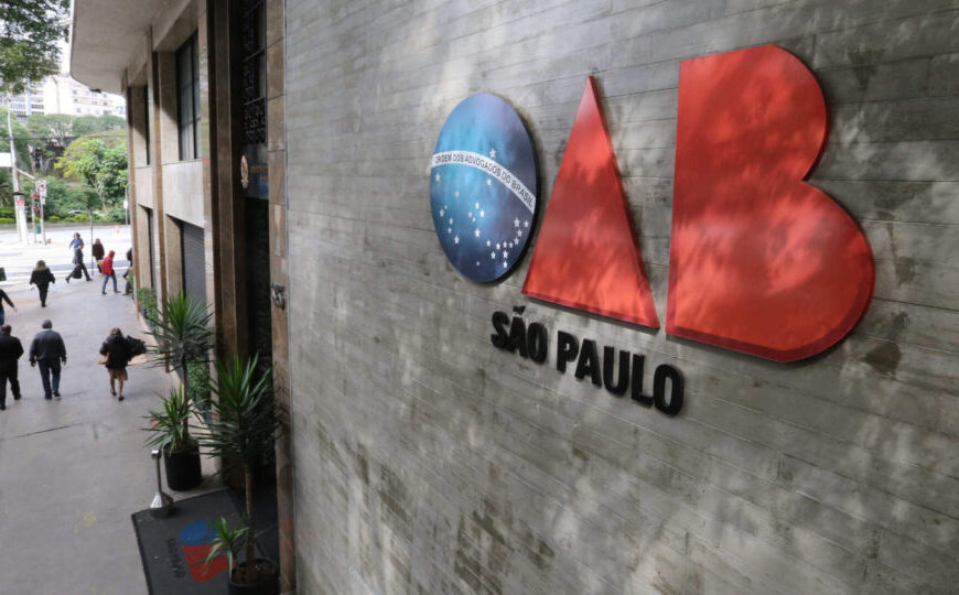 OABs estaduais tomam a frente e intensificam pressão por código de ética para o STF