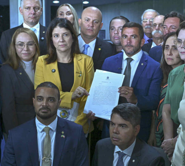 Pressão por CPMI, impeachment e levantamento de dados:&hellip;