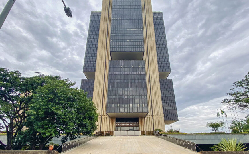 Sob pressão, governo amplia estrutura do Coaf com aumento de cargos comissionados