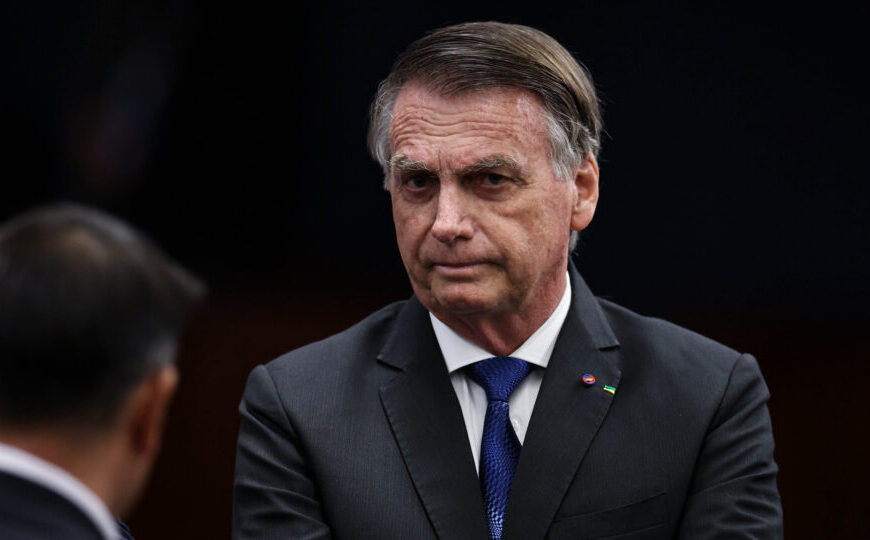 STM dá 10 dias para Bolsonaro apresentar defesa em processo sobre expulsão do Exército