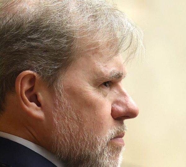 Centrão defende publicamente Toffoli após ministro sair de&hellip;