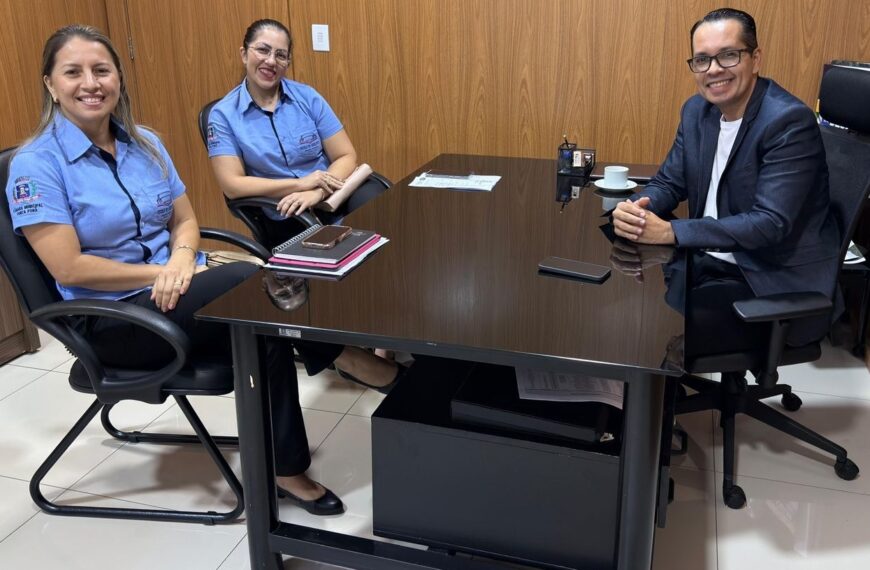 Escola do Legislativo de Ponta Porã participa de reunião na capital