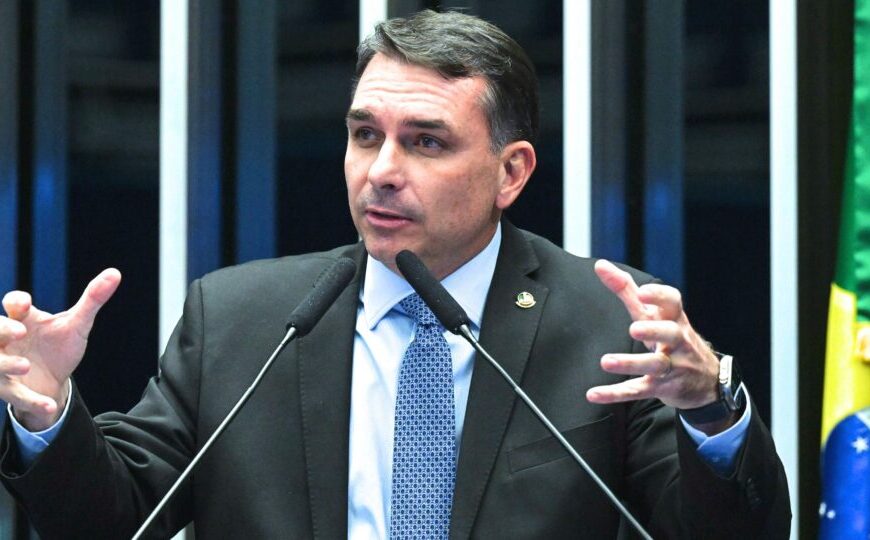 Flávio Bolsonaro diz que vai acionar TSE por&hellip;