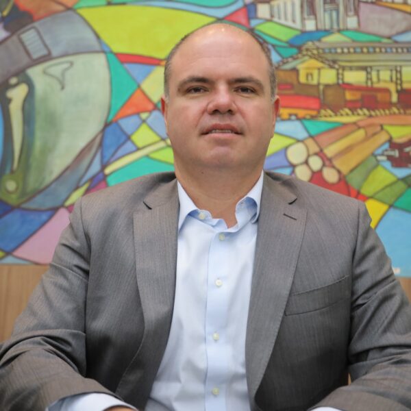 Vereador Waldecir Fernandes solicita pavimentação asfáltica no Jardim&hellip;