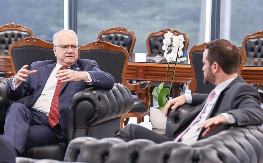 Fachin cria comissão para discutir “penduricalhos”