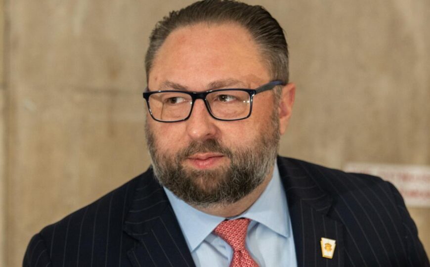 Aliado de Trump chama Moraes de “corrupto” e culpa ministro por problemas de saúde&hellip;