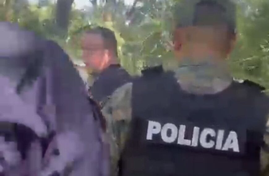 Carro roubado em Ponta Porã é recuperado em área de mata no Paraguai