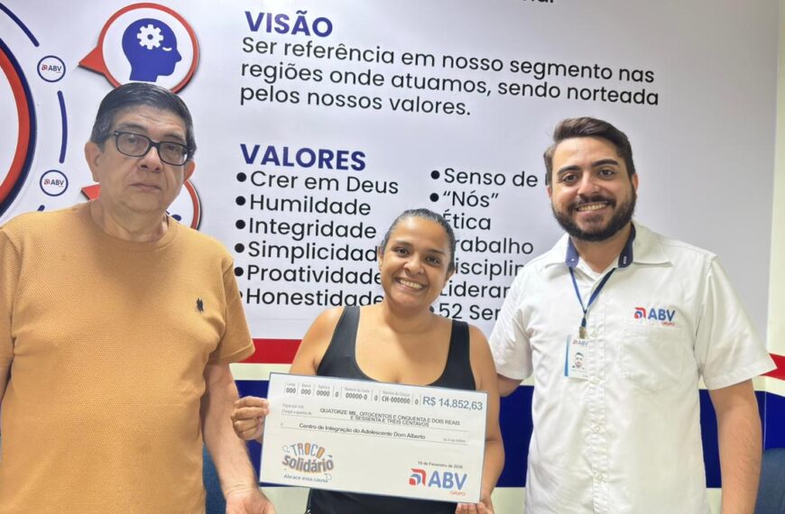 Ceia recebe doação do ‘Troco Solidário’ do ABV Grupo