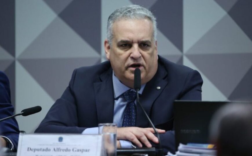 Relatório preliminar já tem 228 indiciados e não cita Lula e nem Bolsonaro