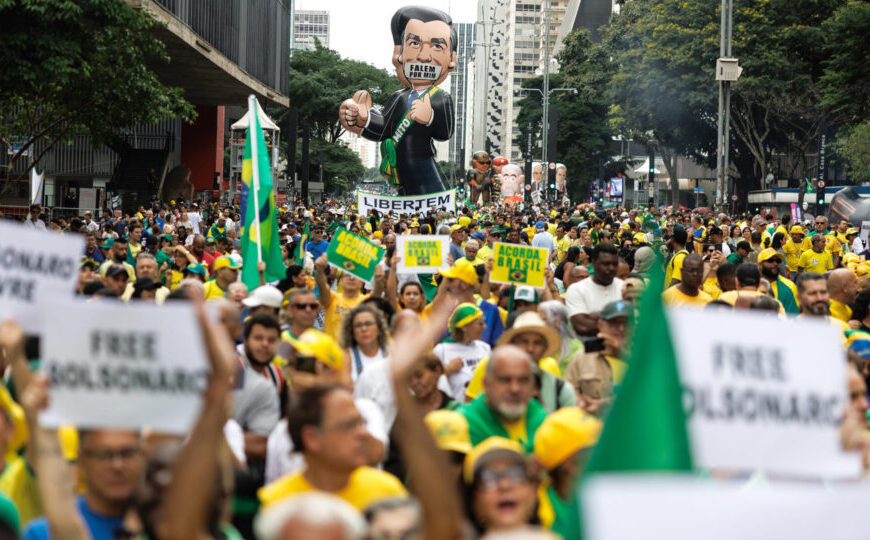 Manifestações do “Acorda, Brasil” mobilizam milhares de pessoas em São Paulo e em diversas capitais