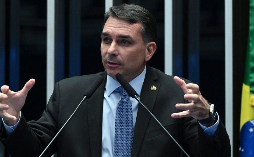 Flávio Bolsonaro aposta em segurança e costumes para&hellip;