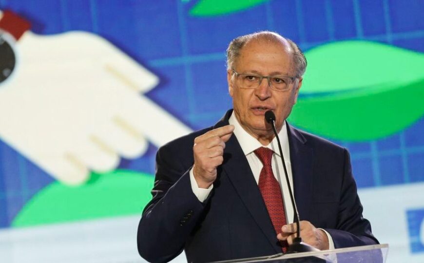 Alckmin rebate investigação dos EUA e nega exploração de trabalho forçado no Brasil