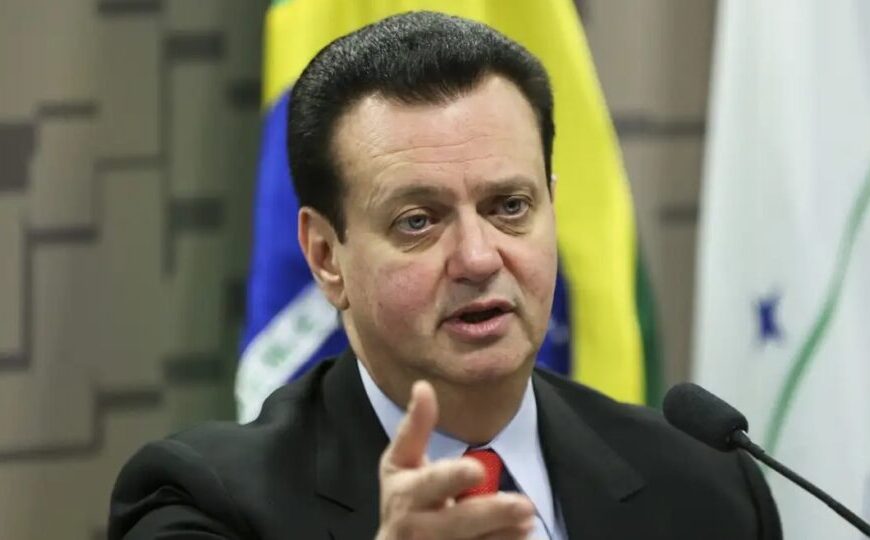 PSD reforça aposta em “terceira via” com candidatura própria após desistência de Ratinho Jr.