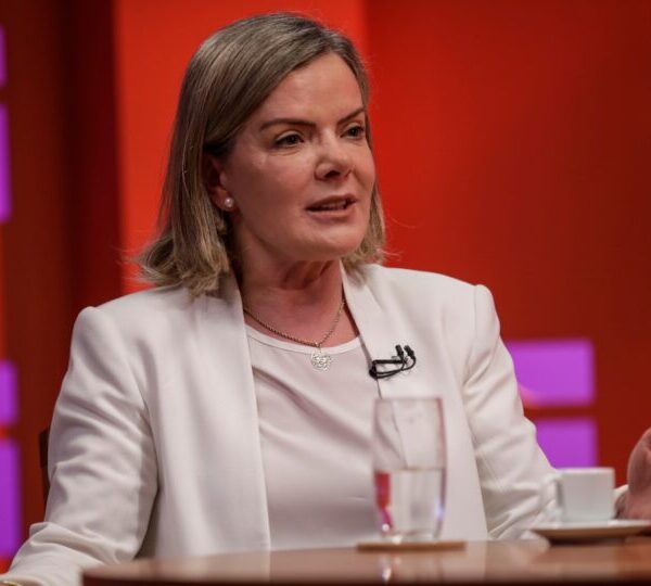 Gleisi Hoffmann prevê que Caiado permanecerá na “periferia”&hellip;