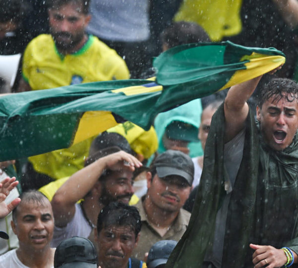 Quem são os líderes do ato contra o&hellip;