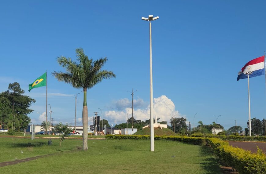 Fronteira com sol entre nuvens neste sábado