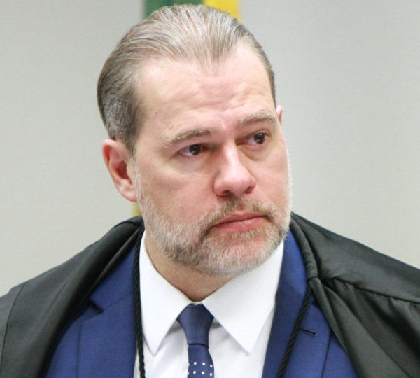 Quase metade dos brasileiros defende impeachment imediato de&hellip;