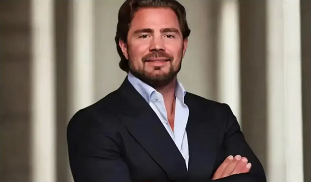 Daniel Vorcaro, dono do Banco Master, é preso pela Polícia Federal