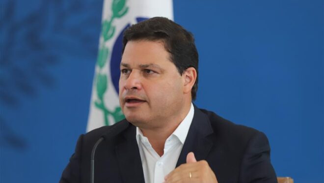 Ratinho Jr. surpreende e escolhe Sandro Alex como&hellip;