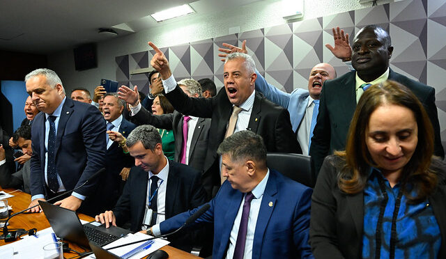 Decisão do STF contra CPMI do INSS reforça pressão da oposição para CPI do Master