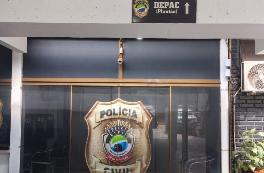 Mulher é presa após rolar sobre a filha de 5 meses enquanto dormia e matá-la