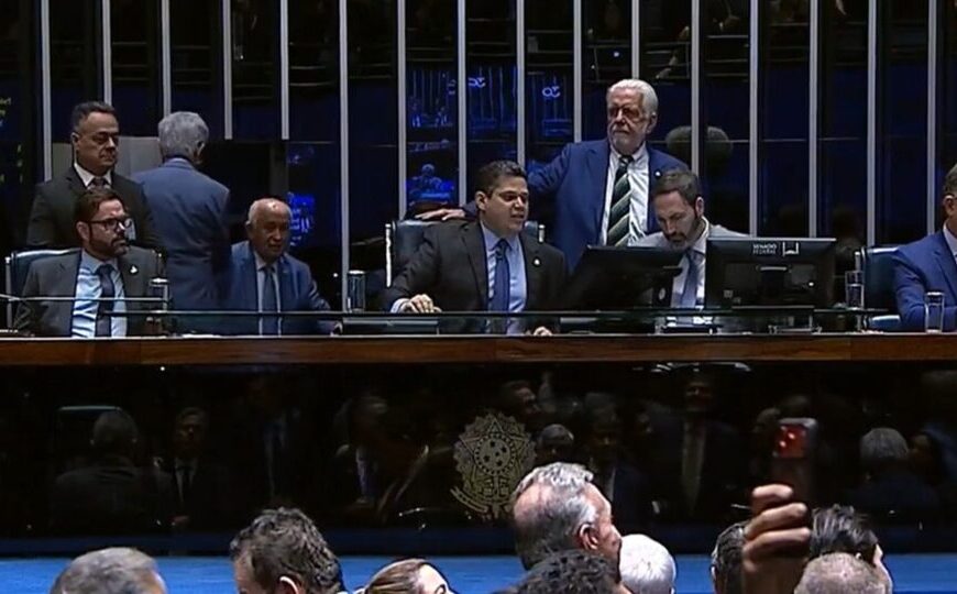 Em áudio vazado, Alcolumbre projetou derrota de Messias antes do resultado