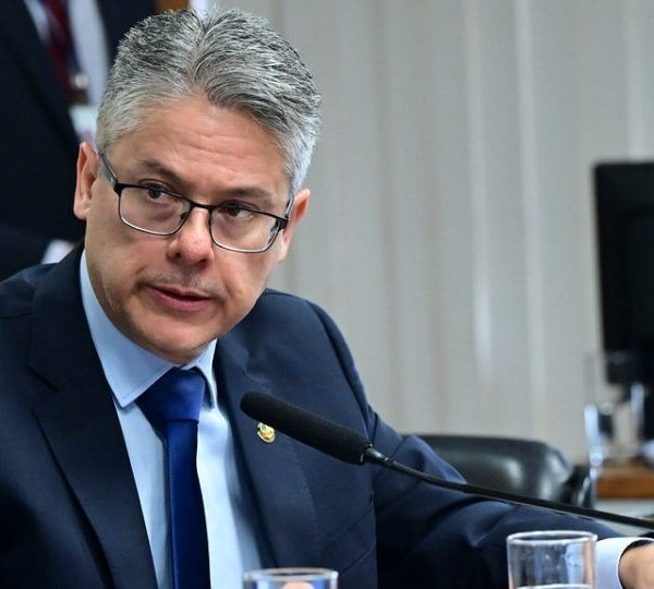 Oposição levará pressão sobre caso Master para a&hellip;