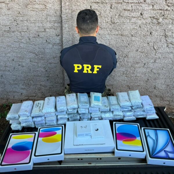 PRF apreende contrabando de celulares em Dourados