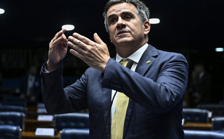 Flávio tem eleição “nas mãos”, mas pode jogar fora, diz Ciro Nogueira