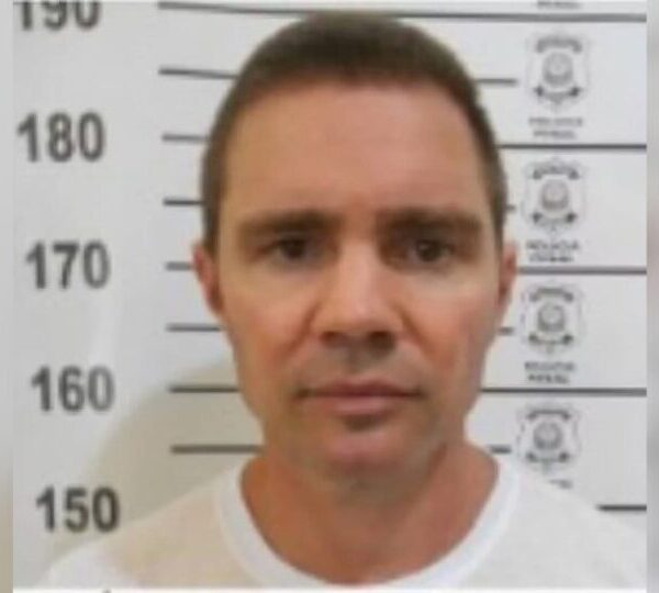 Relatório da CPI mostra como Vorcaro usou 300&hellip;