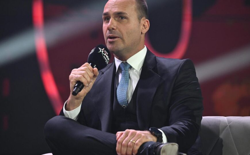 Eduardo não participa de interrogatório virtual e processo avança no STF