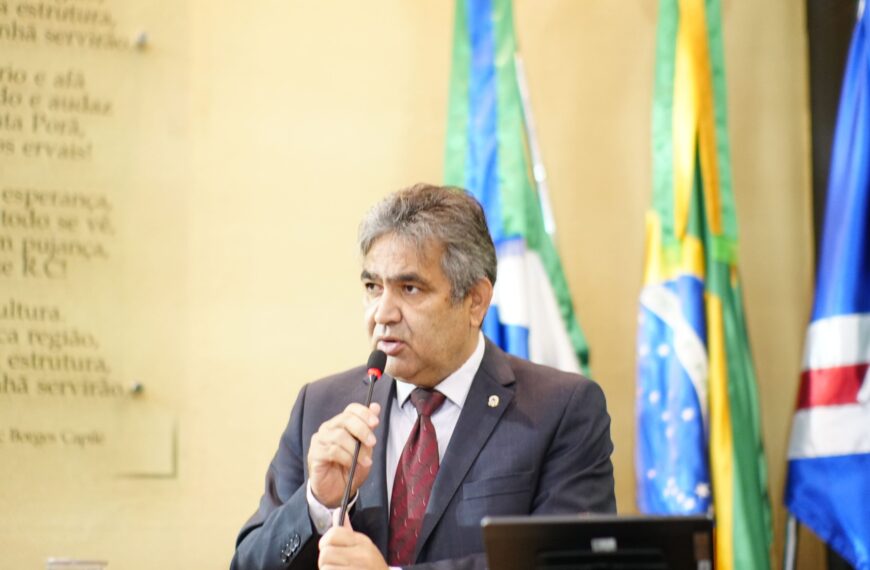 Marcelino Nunes solicita limpeza em delegacia e redutor de velocidade em bairros de Ponta Porã