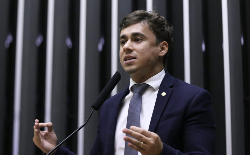 Nikolas cobra Alcolumbre por análise de veto à dosimetria: País “não vai tolerar covarde”