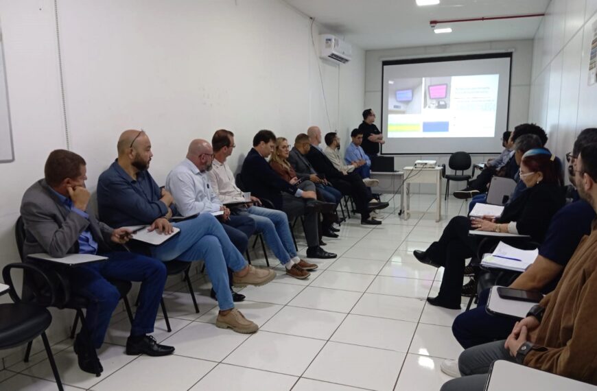 Vereadores participam de reunião no Hospital Regional de Ponta Porã