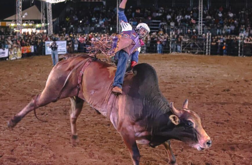 Etapa MD Bulls de Rodeio profissional agita a Expojardim