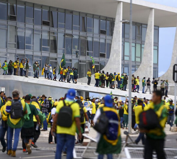 52% do eleitorado é contra redução de penas&hellip;
