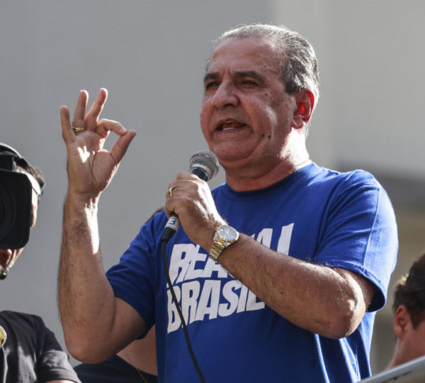 Em culto com Flávio Bolsonaro, Malafaia diz ser&hellip;
