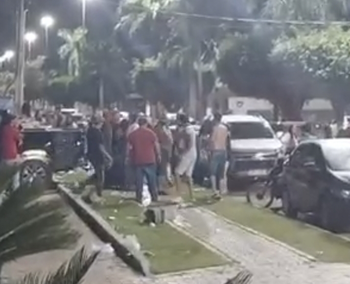 Homem é executado em frente à prefeitura de Coronel Sapucaia após discussão