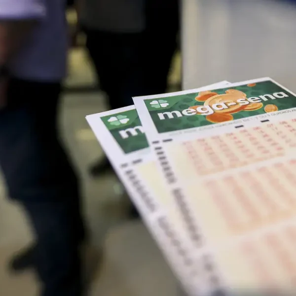 Mega-Sena acumula e prêmio principal vai para R$&hellip;