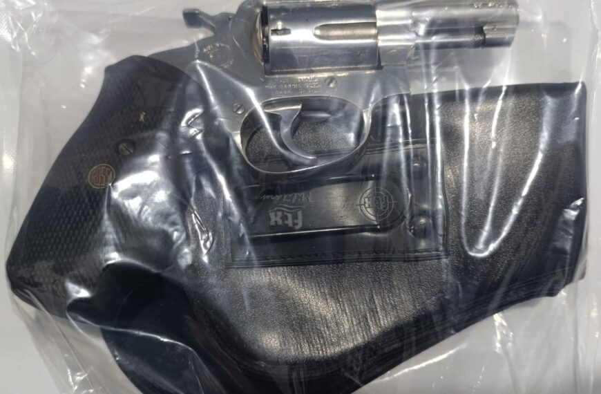 Homens são presos com arma e munições em Ponta Porã