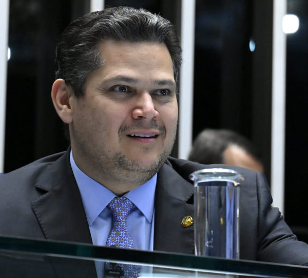 Alcolumbre promulga liberação de repasses a municípios em&hellip;