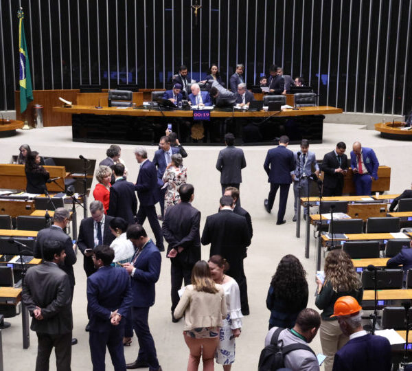 Como votou cada deputado na aprovação da PEC&hellip;