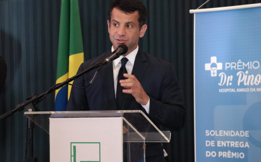 PP e União Brasil anunciam apoio à PEC do fim da escala 6×1